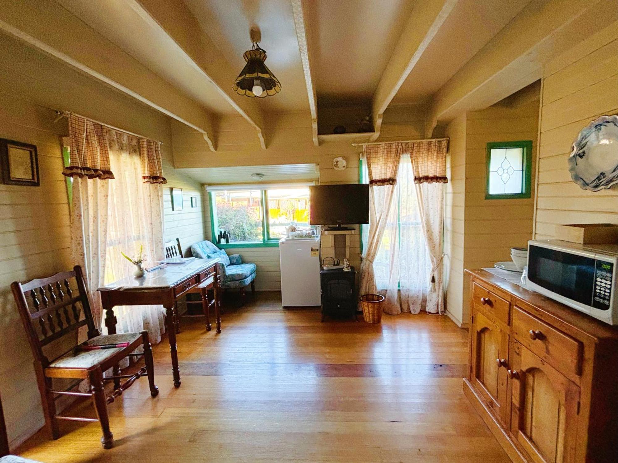 The Goat And Goose Bed & Breakfast Lakes Entrance Ngoại thất bức ảnh
